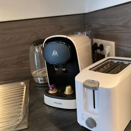 아파트 Les Cosy De - Mister Charles Sous Les Toits, Place Du Marche 4*