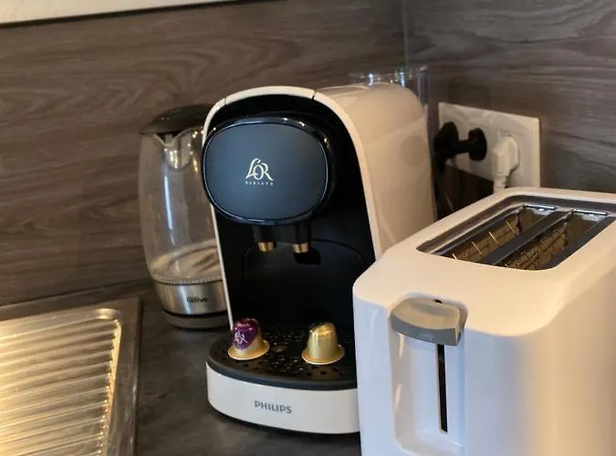 Daire Les Cosy De - Mister Charles Sous Les Toits, Place Du Marche 4*